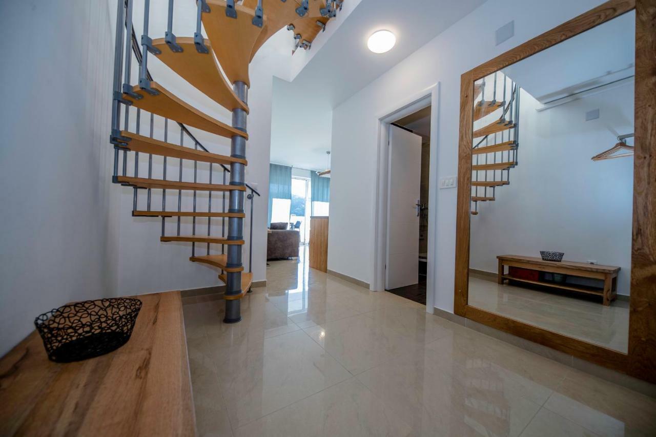 Palit 497/D, Apartment F Extérieur photo